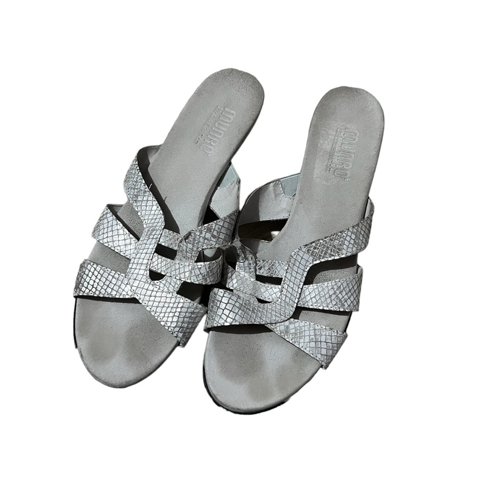 Munro Silver Woven Slide Sandals